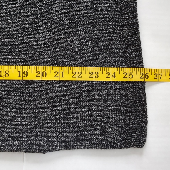 Dress Barn Embellished Studded V Neck Acrylic Nylon Sweater XL Black Gray Silver - Picture 16 of 16